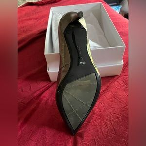Calvin Klein Gayle Metal Birch size 10 pump